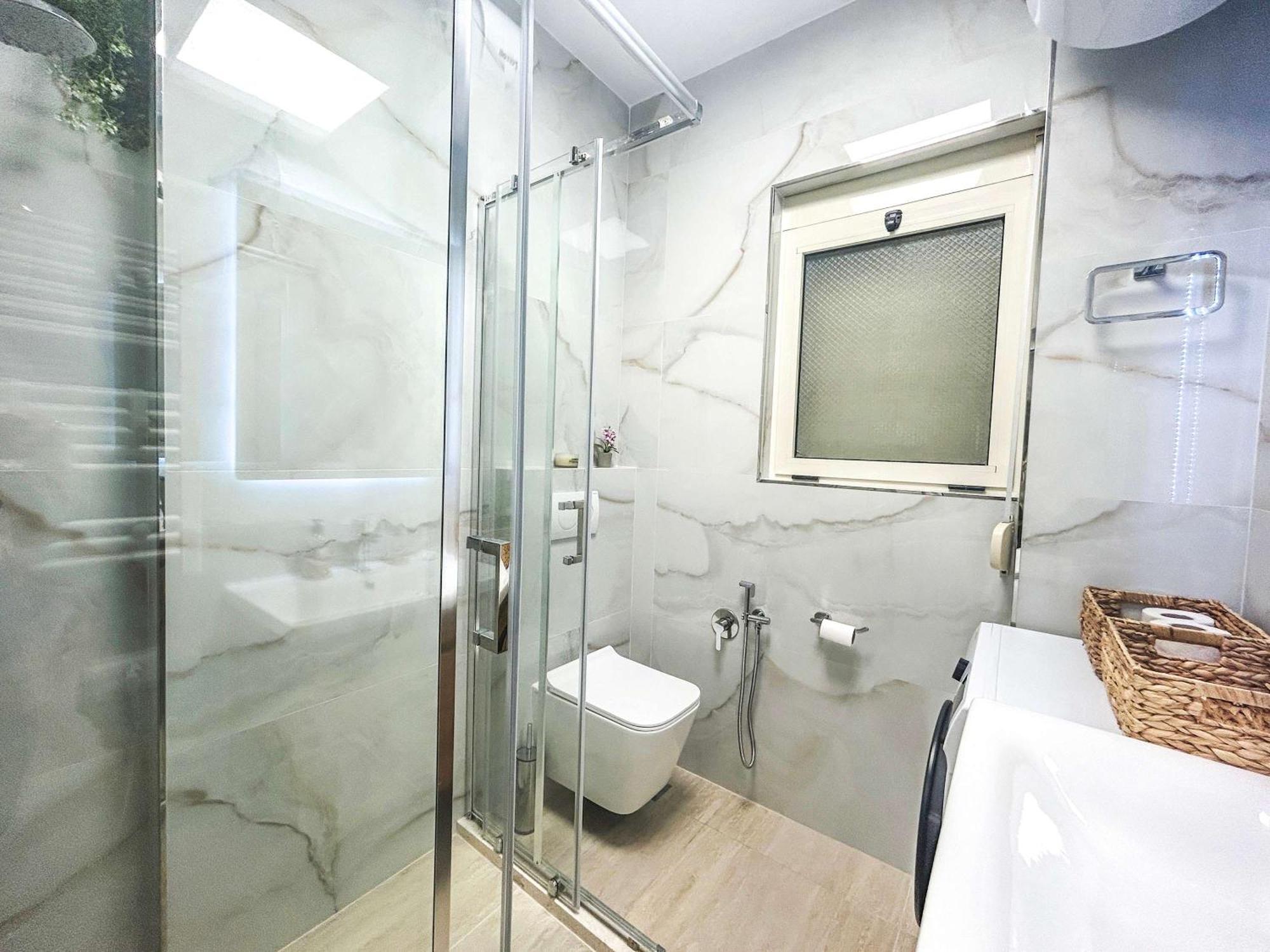 Apartament Golem 1225 *